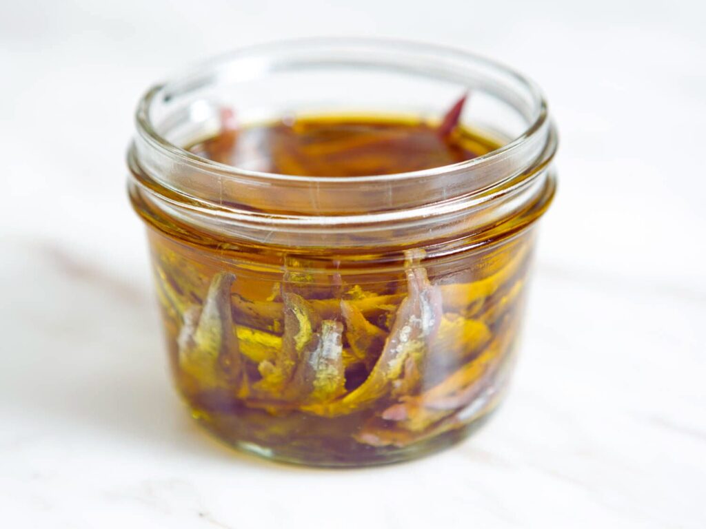 Oil-Packing Flavor Anchovy Preservation